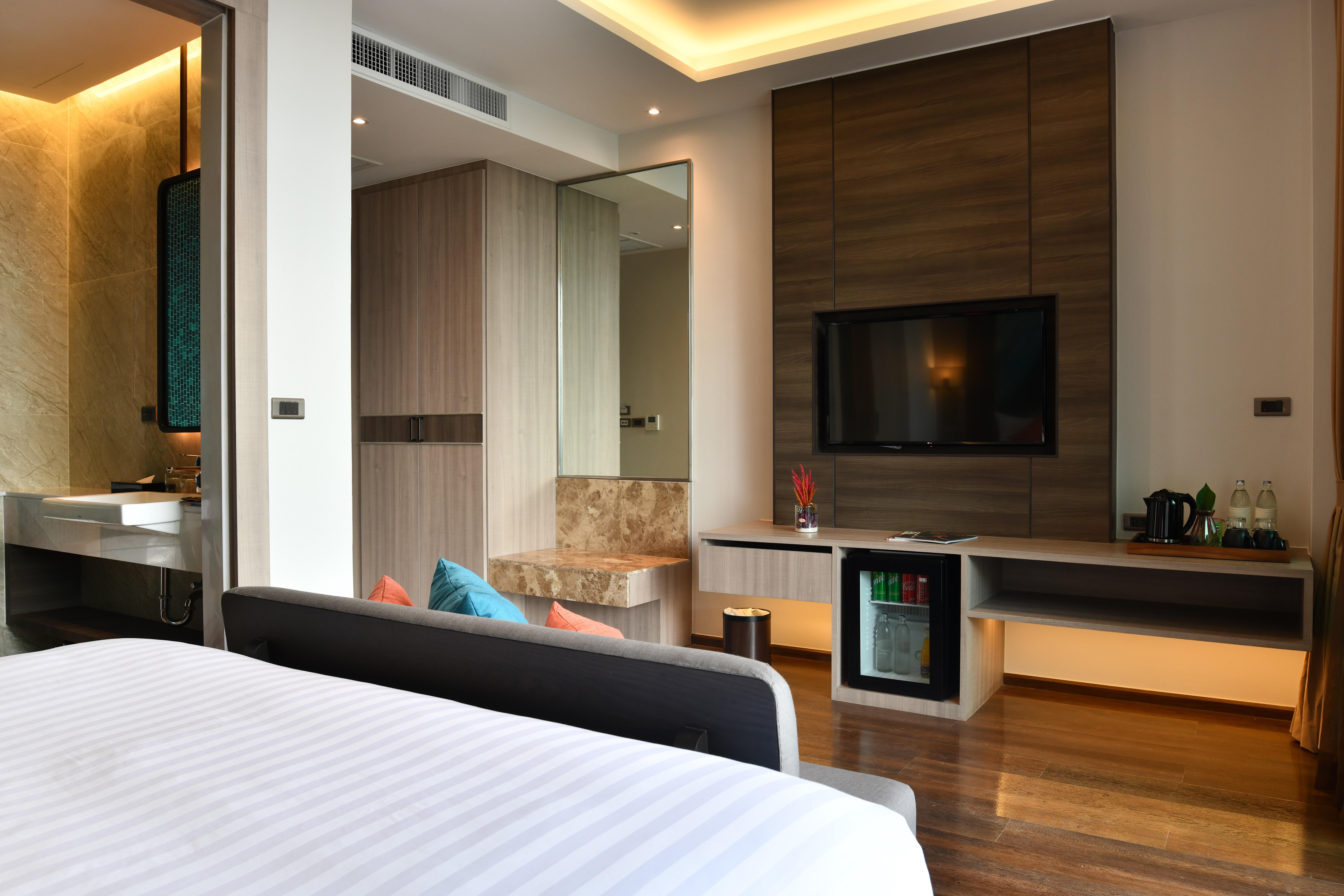 Skyview Resort Phuket Patong Beach Exterior photo Deluxe Room
