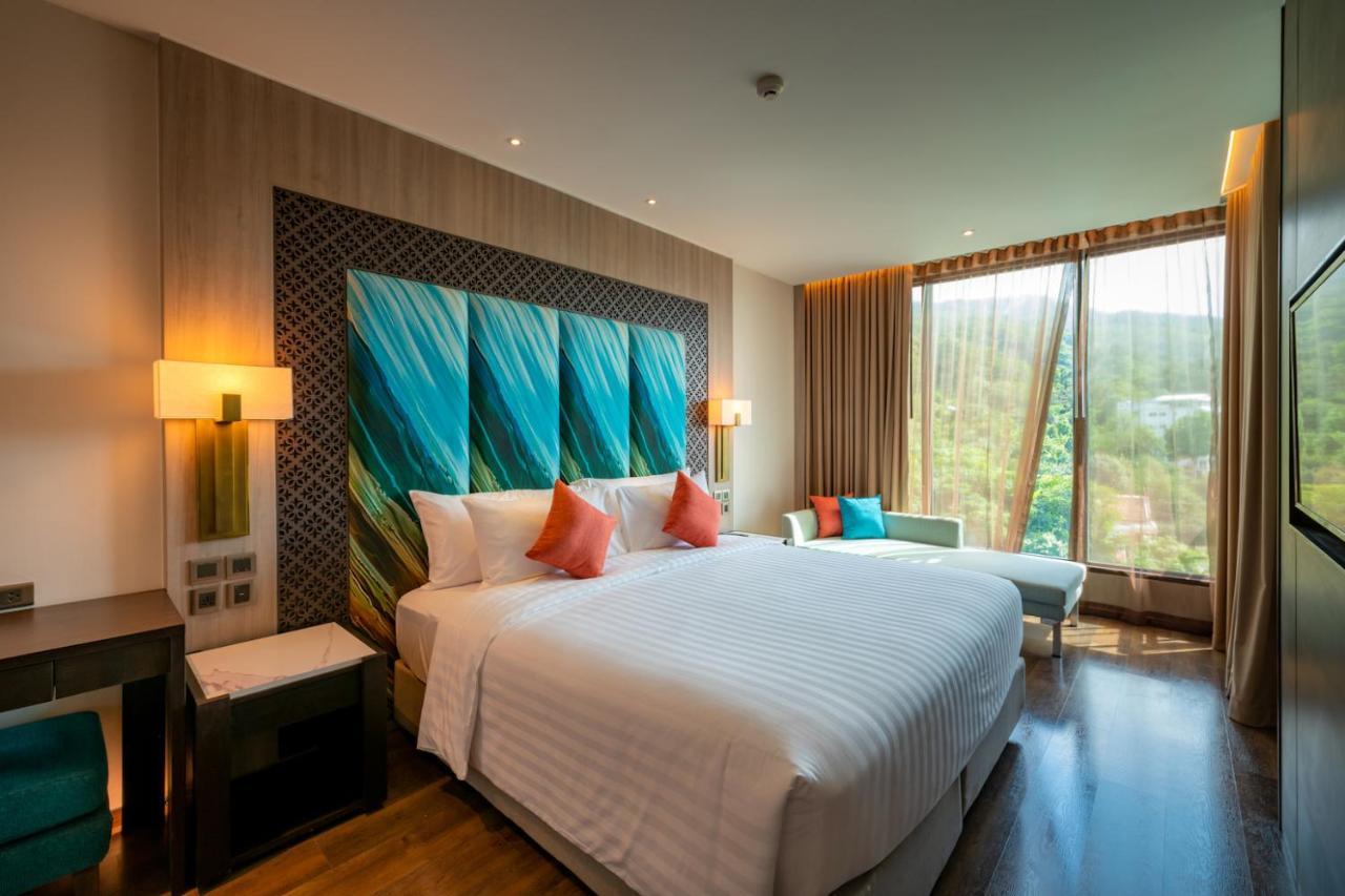 Skyview Resort Phuket Patong Beach Exterior photo Deluxe Room