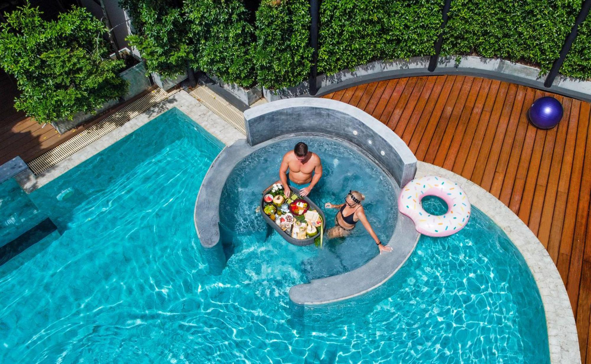 Skyview Resort Phuket Patong Beach Exterior photo A floating pool table