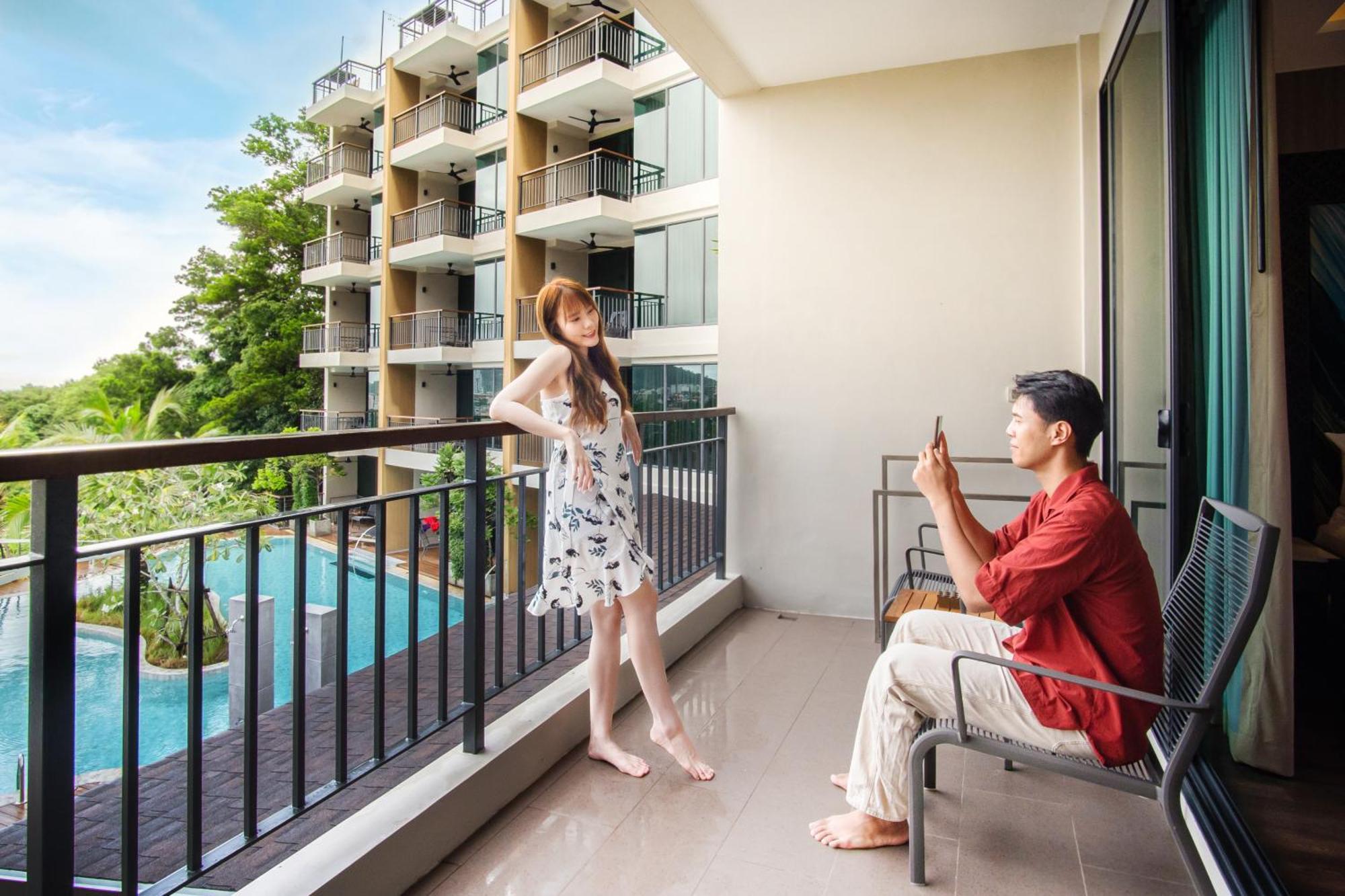 Skyview Resort Phuket Patong Beach Exterior photo